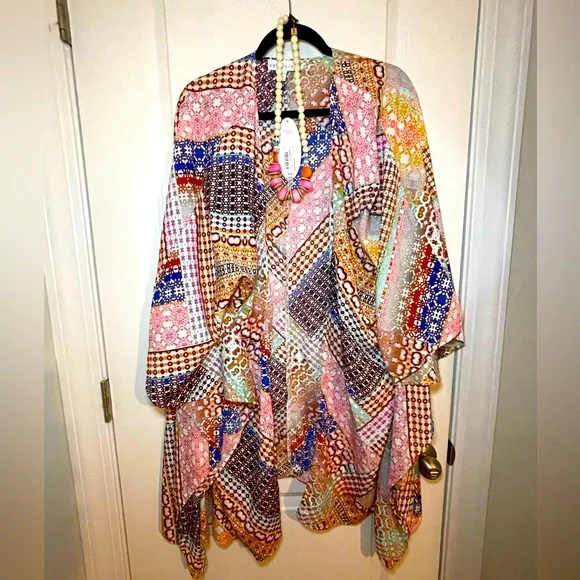 🆕✨NWT Plus Colorful Printed Kimono Boho Style Size 2x-3x Flowy 🦋 - Picture 6 of 10